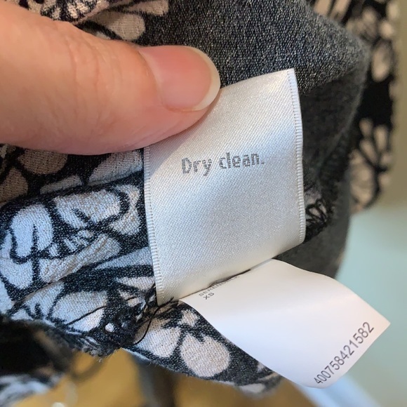 LC Lauren Conrad high low hem floral top - Picture 7 of 10